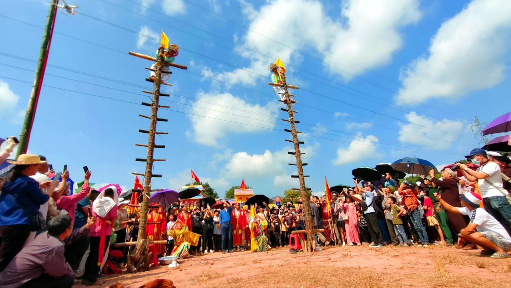 Quảng Ninh: Đưa lễ hội, phong tục đẹp đến với du khách